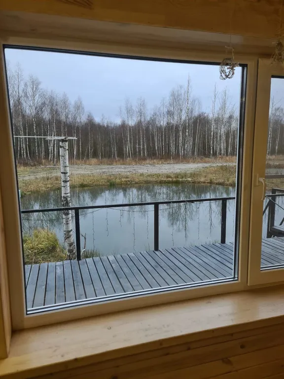 Дом с прудом