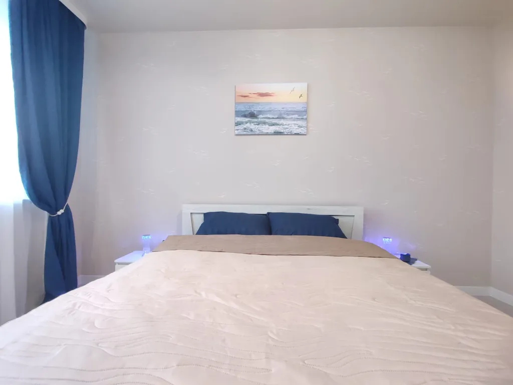 Уютная, светлая двухкомнатная квартира