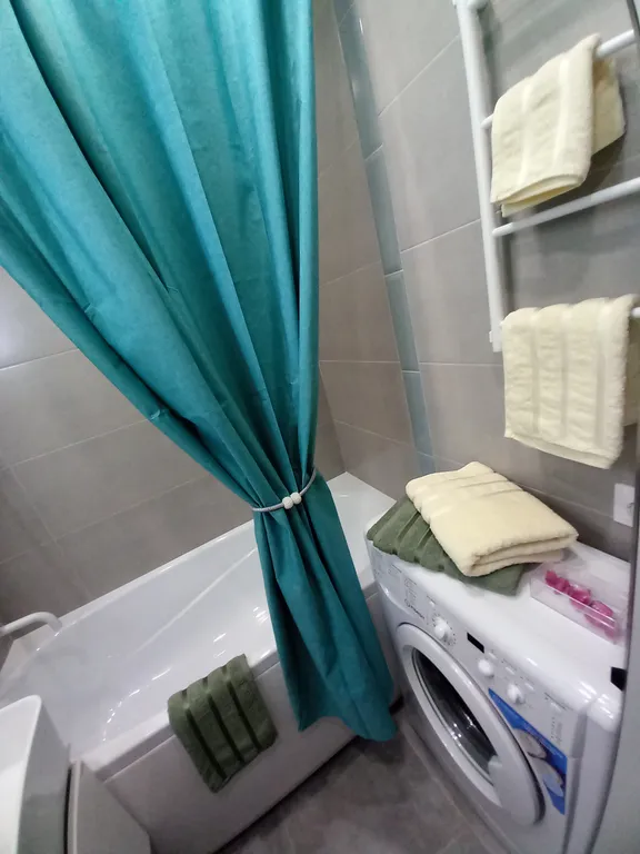 Уютная квартира, 100 метров от 76 дивизии