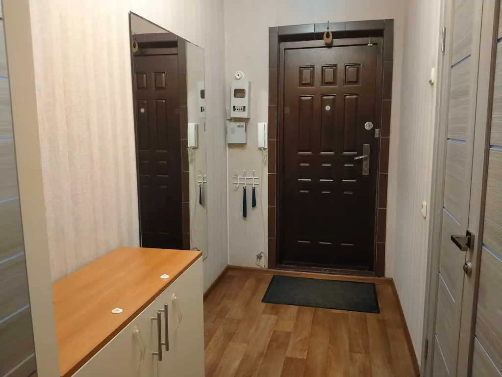 Квартира рядом с ТРЦ Родник