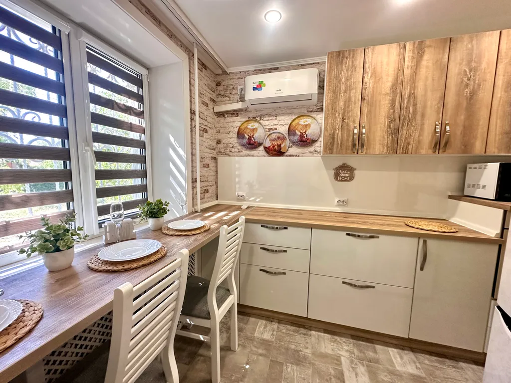 Просторная уютная трёхкомнатная квартира — аренда посуточно в Волгодонск