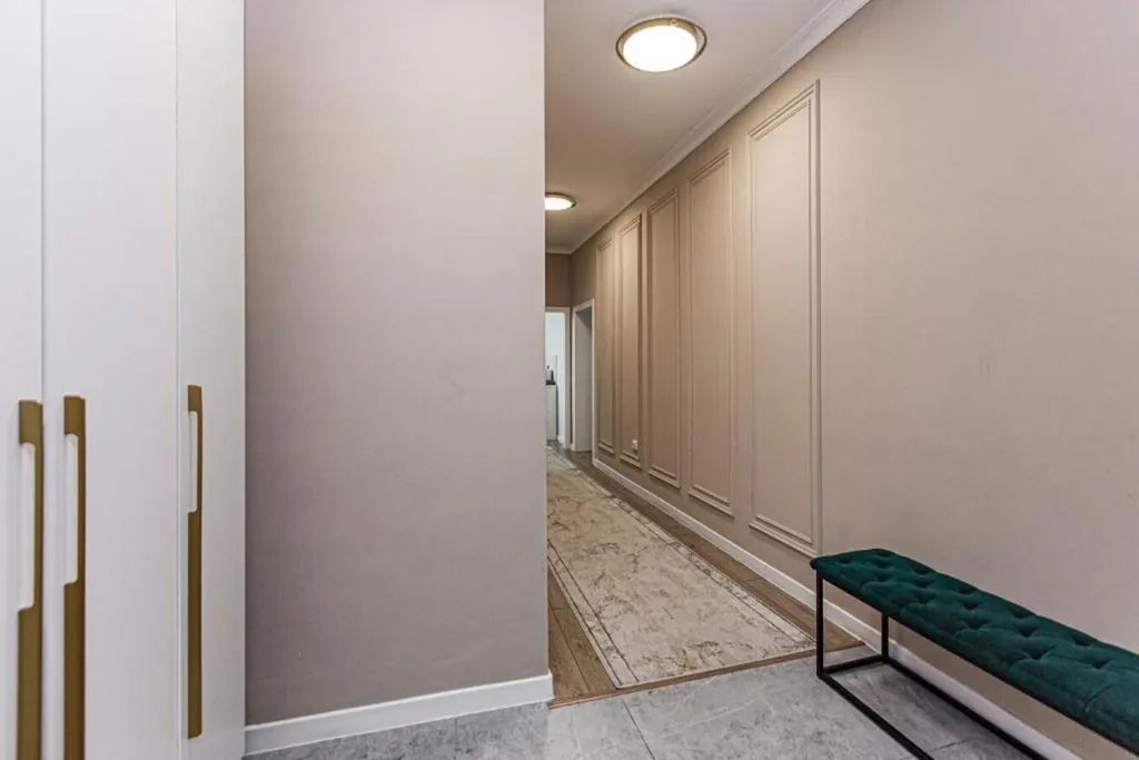 3-ком квартира Bayhouse около ТРЦ MEGA Alma-Ata для 6-х гостей