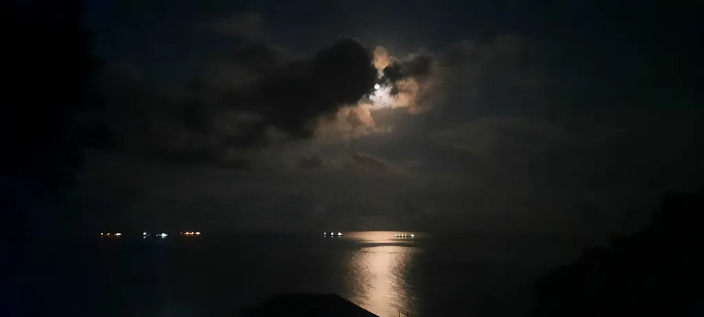 Семейный 5-местный стандарт с видом на море