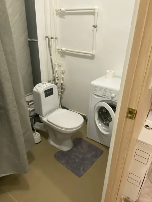 Рядом Славнефть и Теплонефть