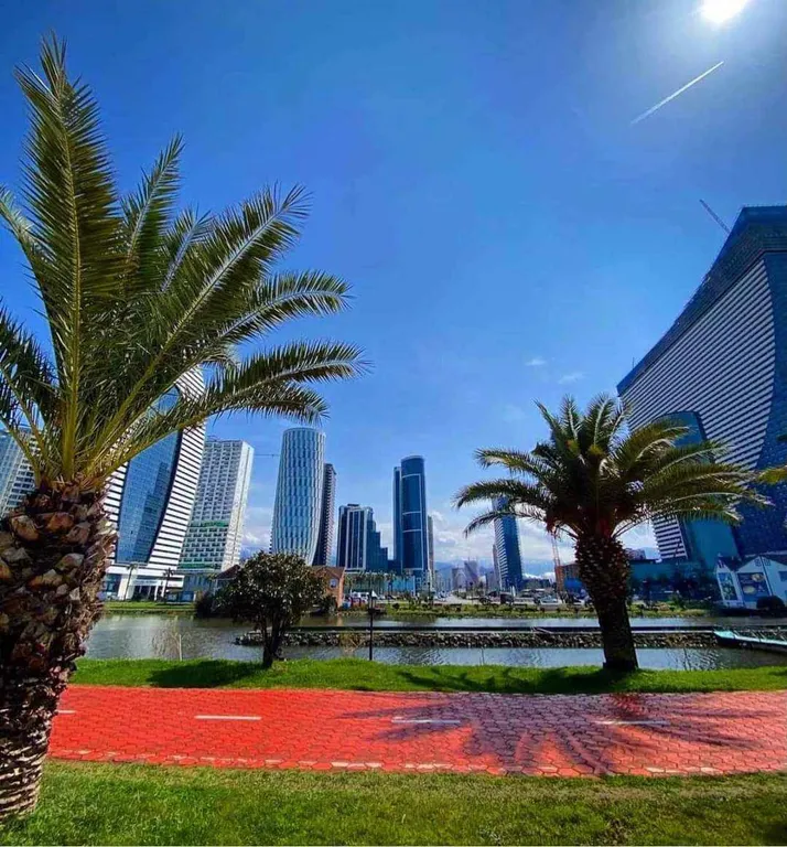 Апартаменты в Орби Сити с видом на море и танцующие фонтаны