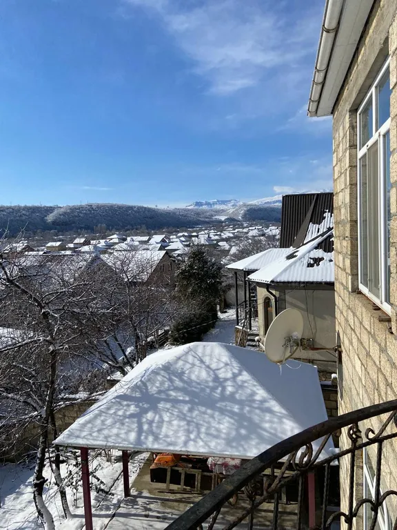 Guest house 119 с видом на горы, лес, двор