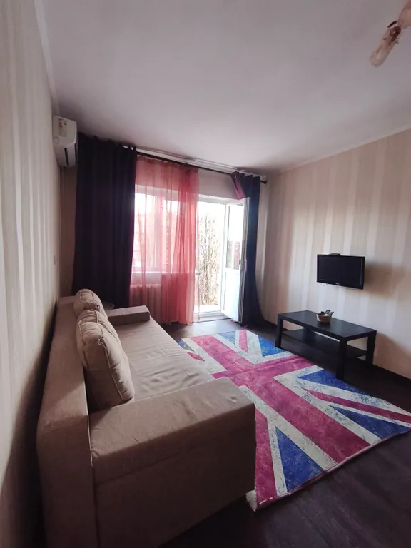 Чистая и уютная квартира в тихом районе города — аренда посуточно в Краснодар