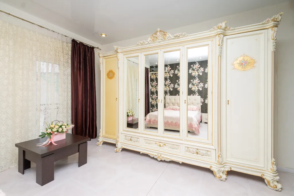 Номер Делюкс с кроватью King-size