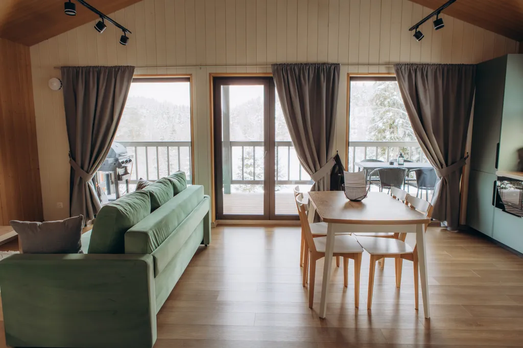 Видовой дом с террасой на первой линии