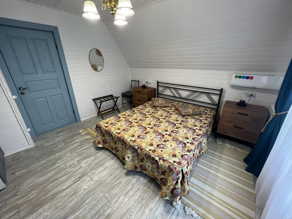 Усадьба с теплым бассейном