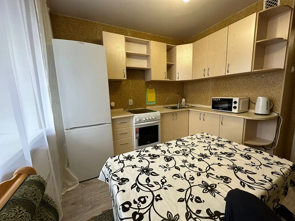 Квартира с видом на город с высоты птичьего полета