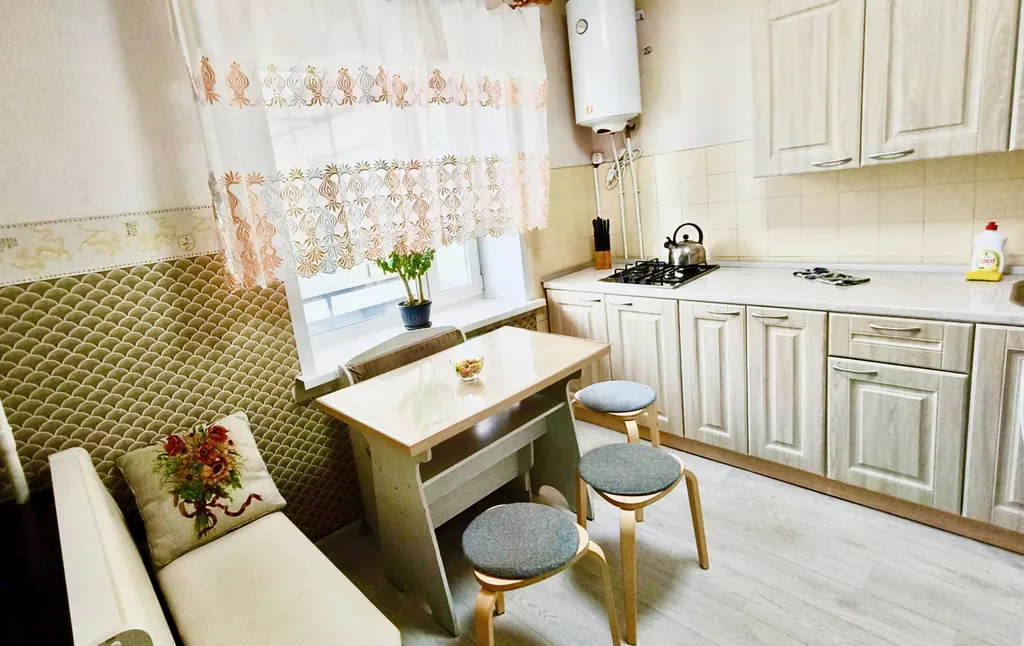 Центр с видом на Волгу