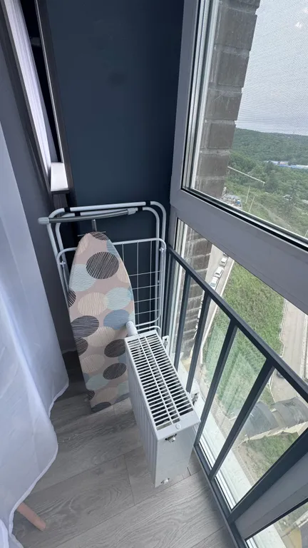 Квартира-студия с видом на город