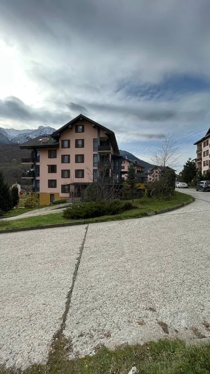 Евро-четырехкомнатный апартамент Эко Дом с террасой