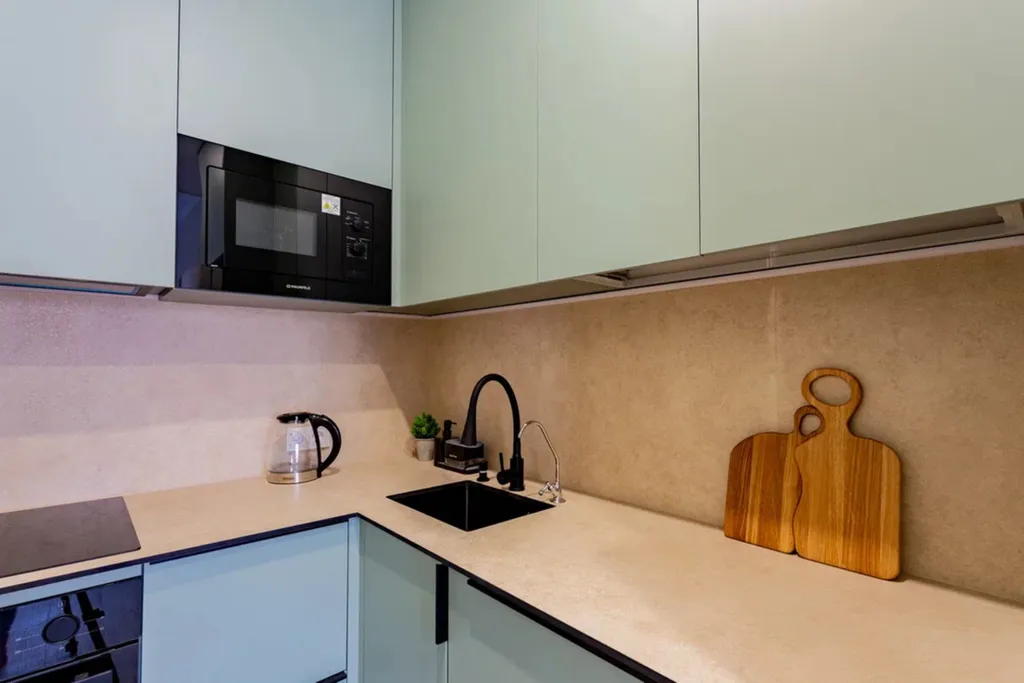 Стильная пятиместная студия в ЖК Летний