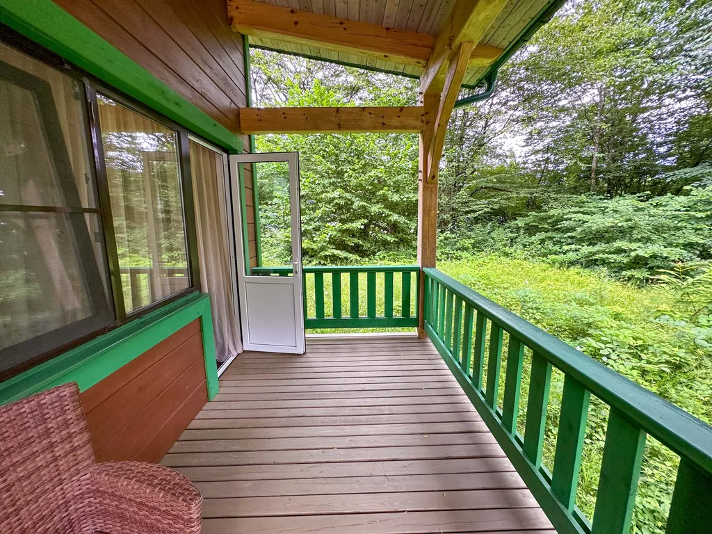 Комната в эко комплексе Лаура