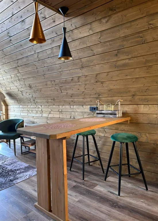 А-фрейм для тихого семейного отдыха с видом на озеро