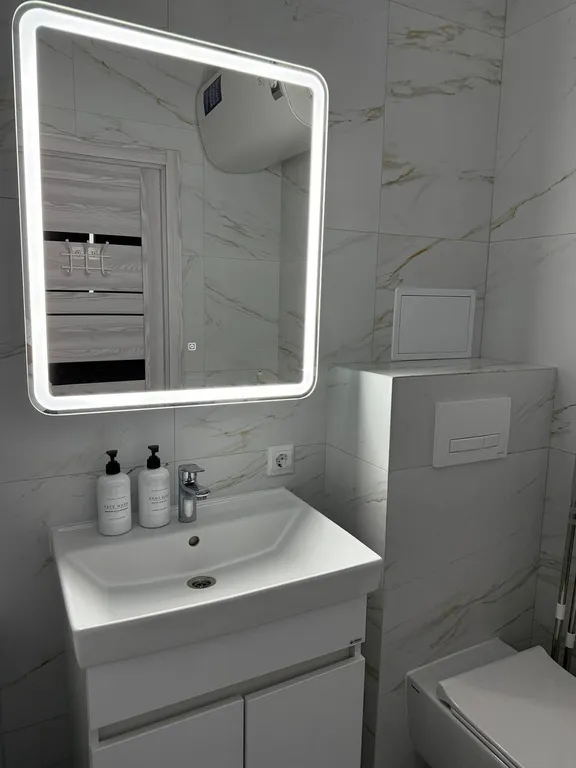 Новая просторная двухкомнатная квартира