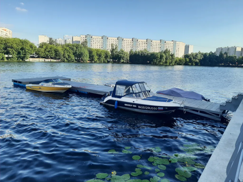Квартира Квартира Видовая евродвушка на набережной с панорамным видом на город — Москва