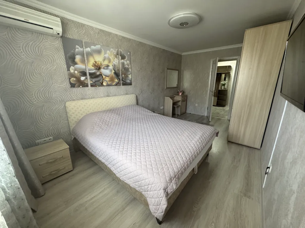 Уютная квартира в центре посёлка рядом с морем