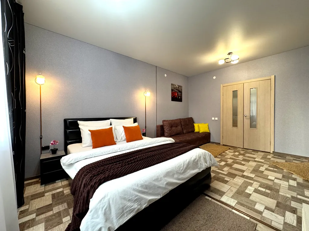 Квартира Квартира с новым современным ремонтом недалеко от ТРЦ Планета — Красноярск