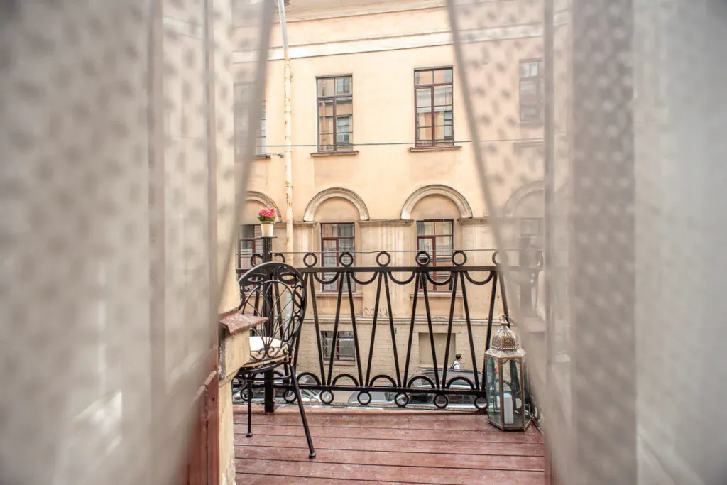 Rubinstein and Lomonosov Apartments with balcony