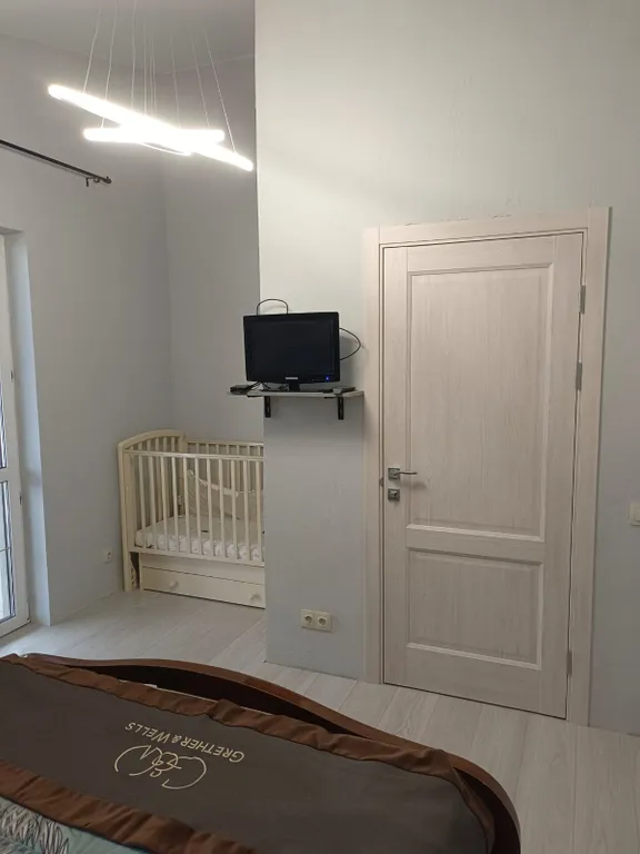 Большой уютный дом с камином