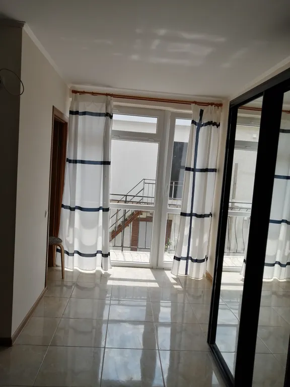 Отдельный номер с кухней возле моря