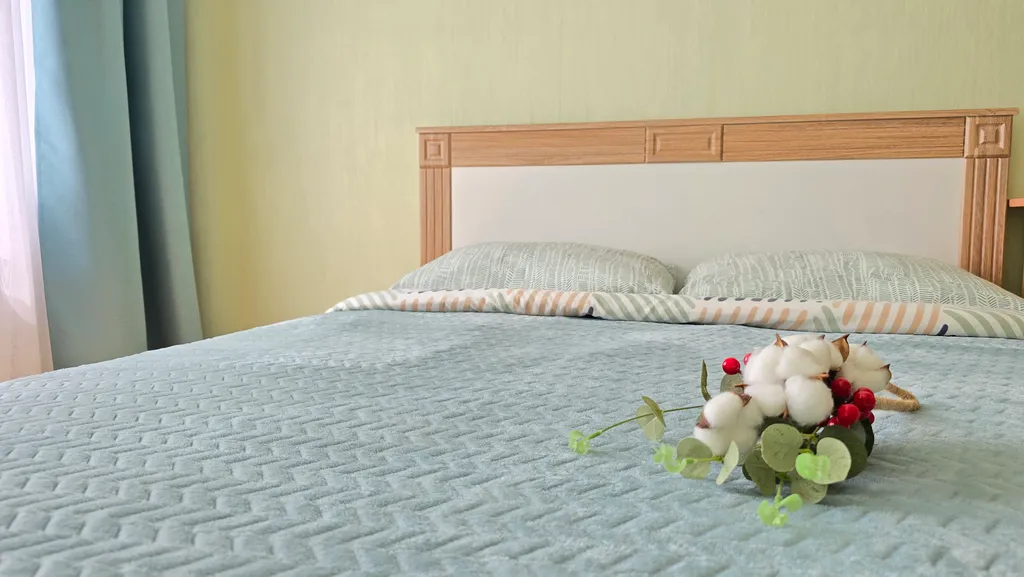 2-комнатная квартира с двумя кроватями и диваном — аренда посуточно в Ижевск