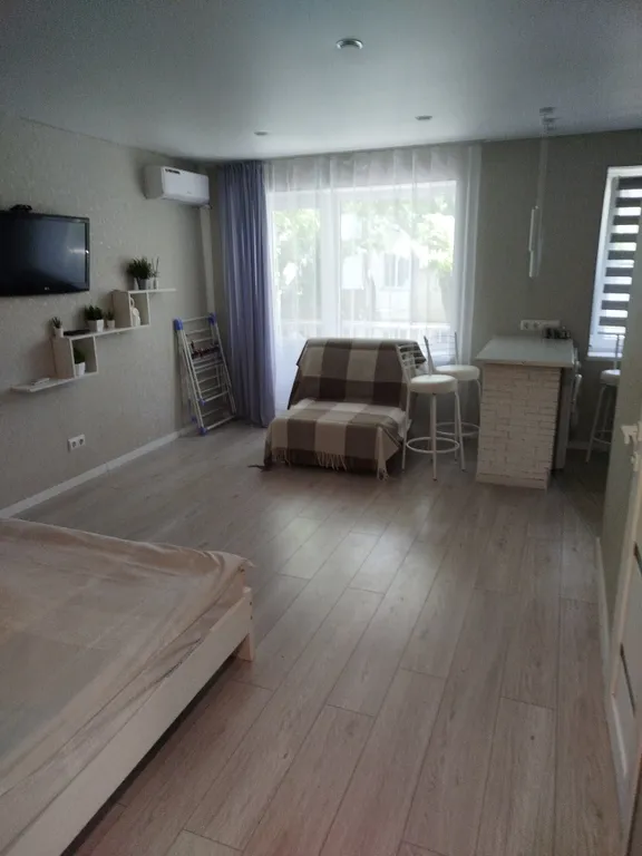 Уютная квартира-студия в центре поселка