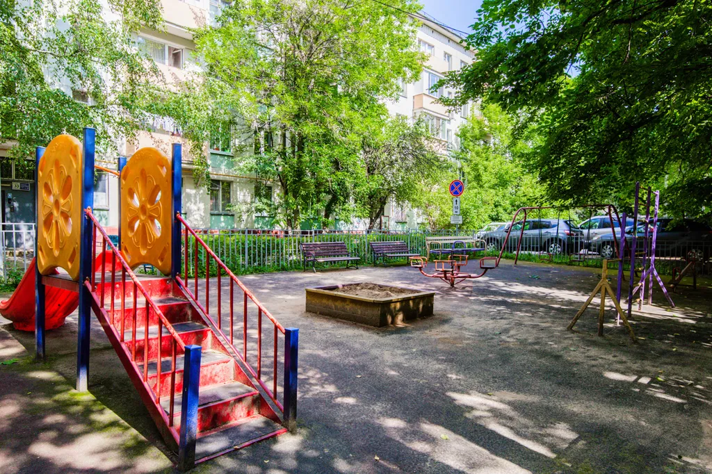 Квартира Прекрасная квартира возле метро Нагорная — Москва