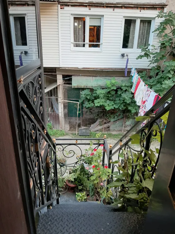 Коттедж Этаж под ключ — аренда посуточно в Лдзаа