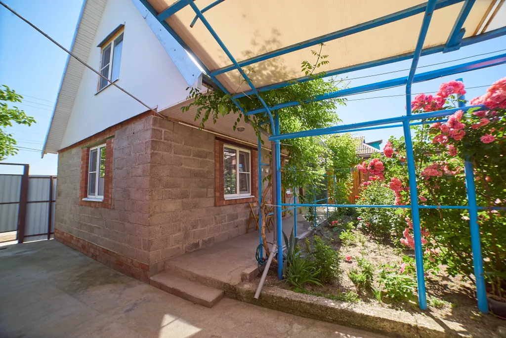 Дом с видом на море