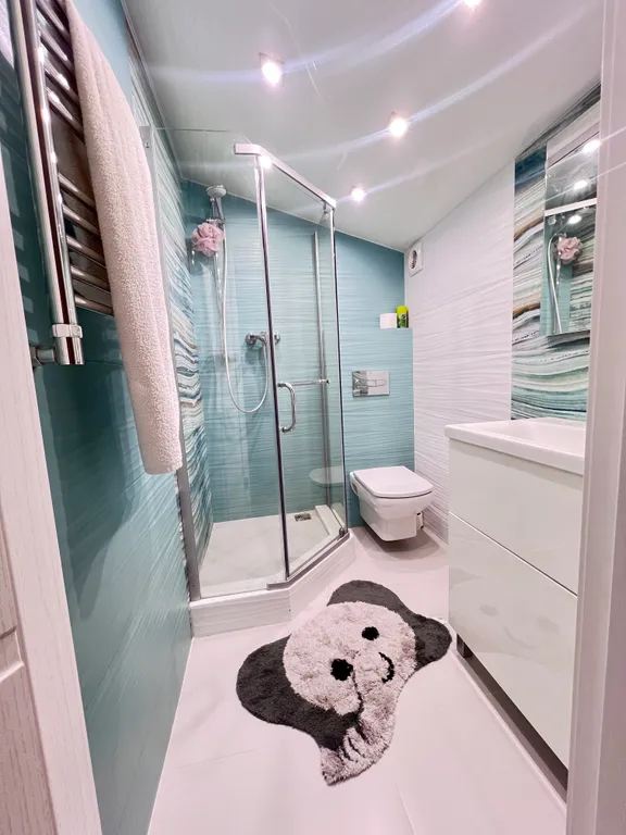 Стильный двухуровневый апартамент