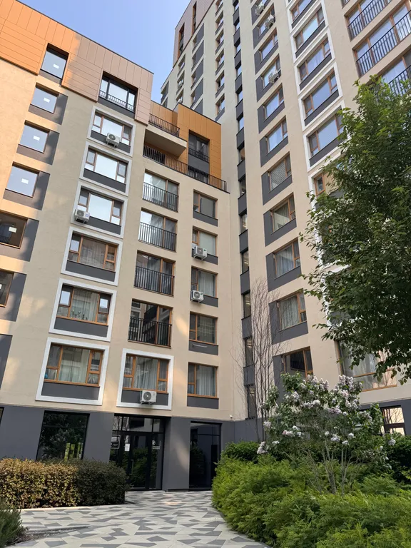 Квартира Квартира в районе моста Влюбленных — Тюмень