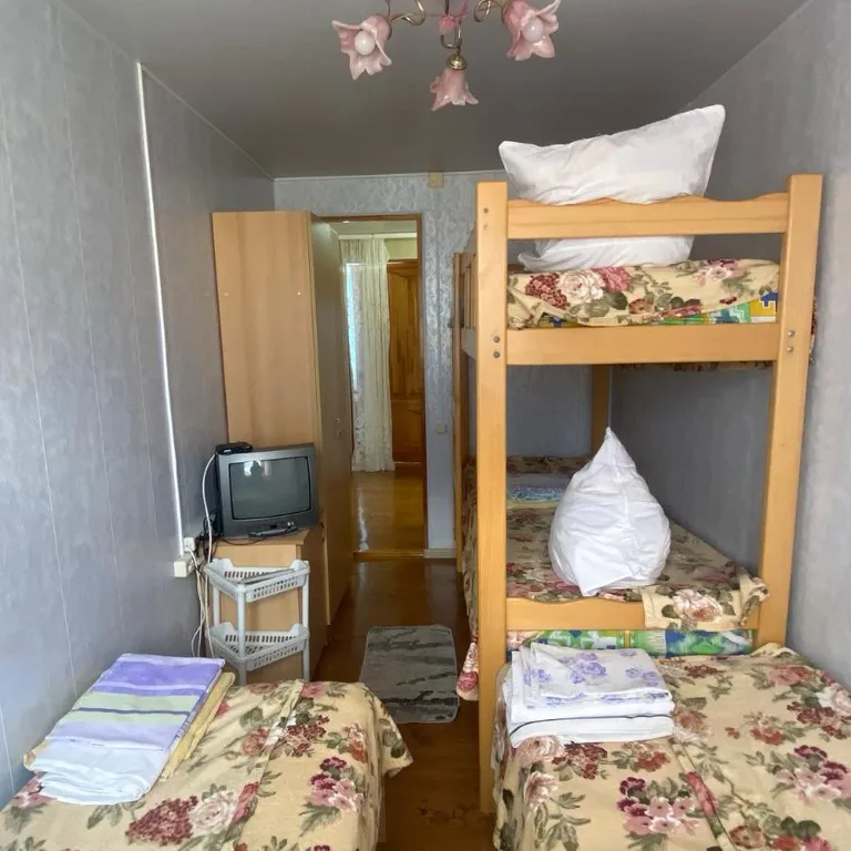 Шестиместный номер