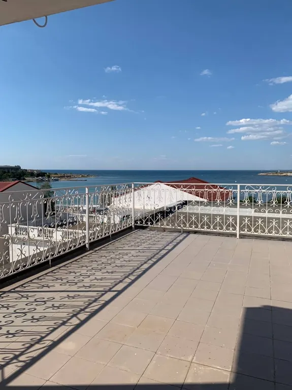 Апартамент с качественным ремонтом и видом на море