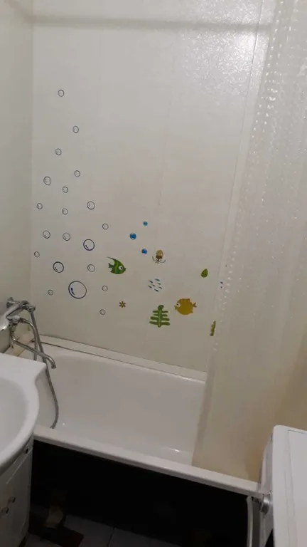 Квартира в микрорайоне Вынгапуровский в 105 км от города Ноябрьск