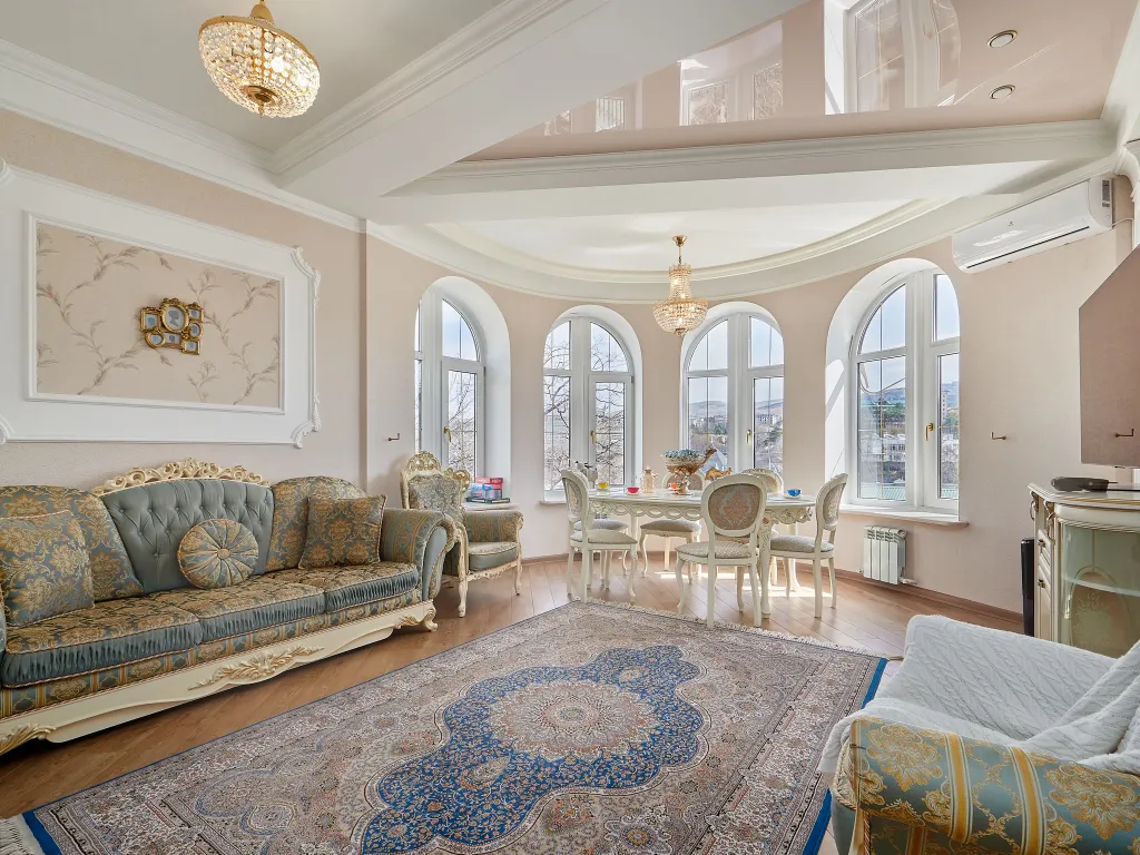 Шикарная квартира в элитном доме в самом центре города — аренда посуточно в Кисловодск