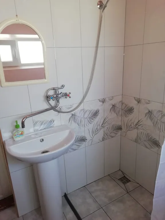 Квартира 2-комнатная Квартира — Евпатория