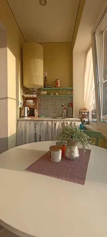 Комната возле моря