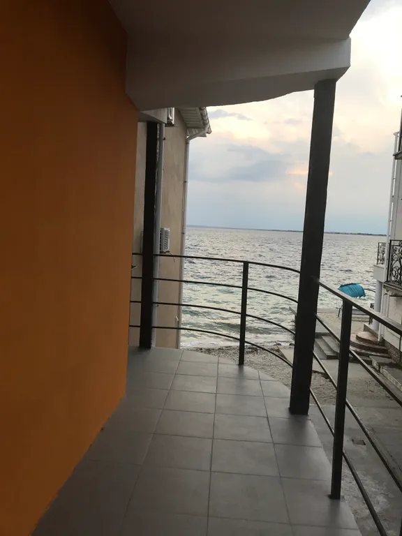 Уютная квартира на берегу озера Донузлав