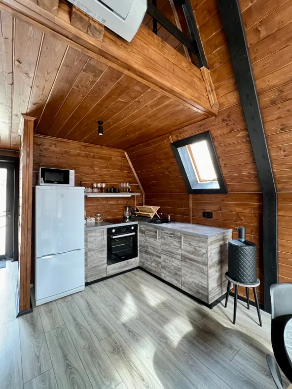 Коттедж Уютный дом с джакузи в лесу недалеко от Краснодара — Северская