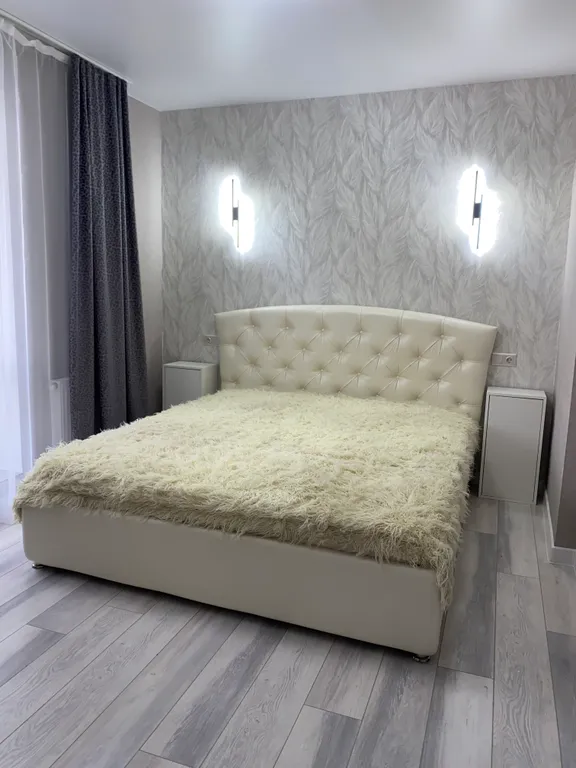 Уютная квартира с современным ремонтом, до центра города 10-15 минут — аренда посуточно в Тула