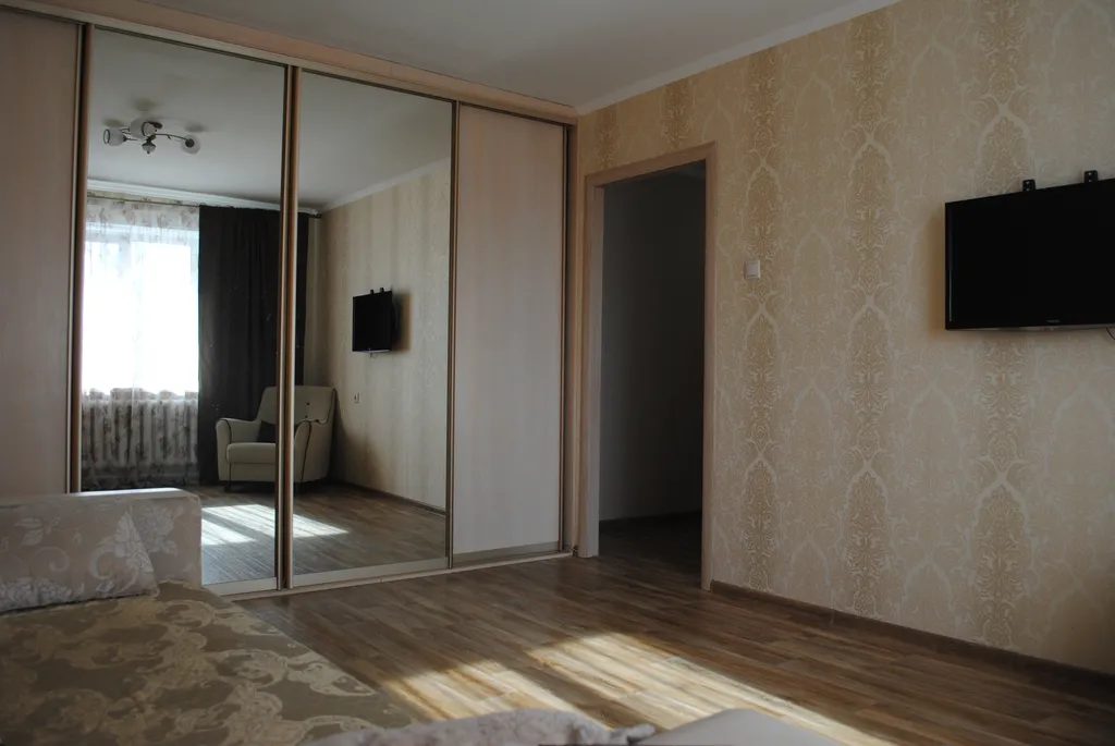 Уютная квартира в центре города — аренда посуточно в Сургут