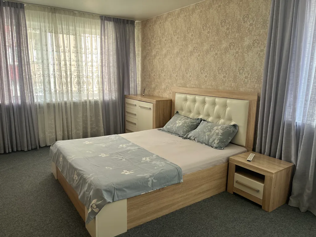 3-х комнатная квартира в центре — аренда посуточно в Южно-Сахалинск