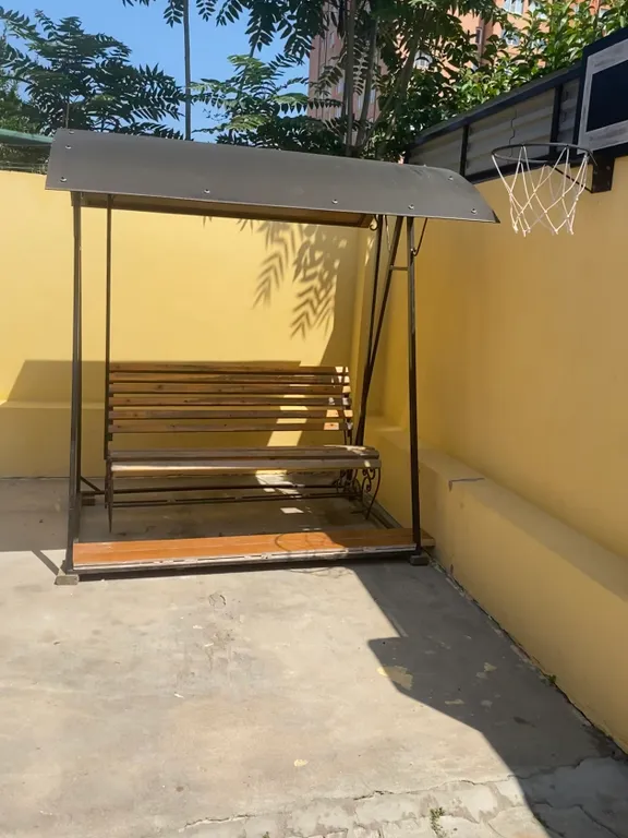 Уютная квартира со двором и со всеми условиями