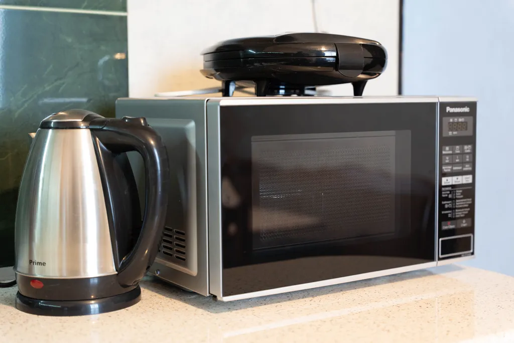 Two bedroom, newly renovated apartment