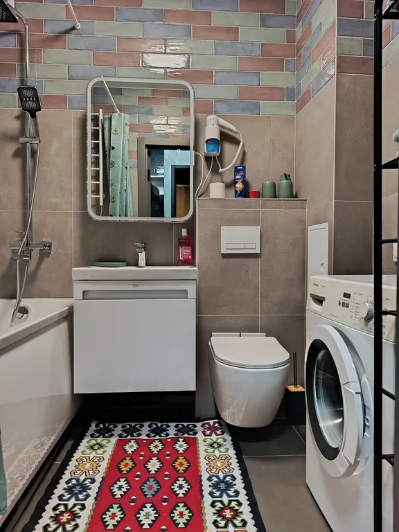 Атмосферная двухуровневая квартира с видом на Петропавловский парк