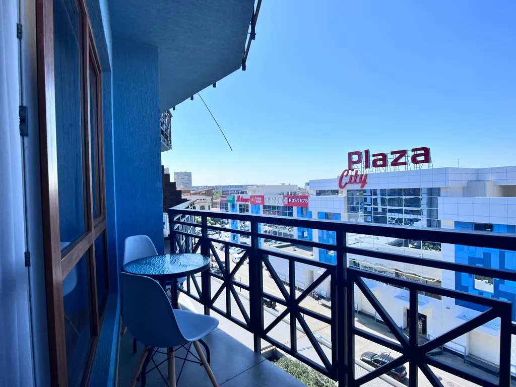 Квартира Апартаменты Plaza в центре Адлера — Адлер